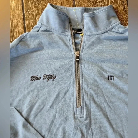 Travis Mathew Bundle - Picture 4 of 12